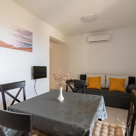 Apartament With A Parking Space Mandre, Pag - 18748 *