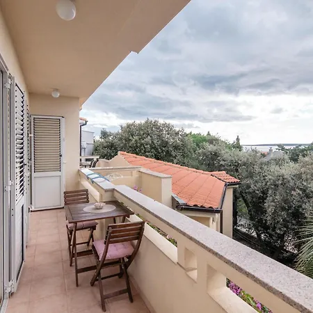 Apartament With A Parking Space Mandre, Pag - 18748 *