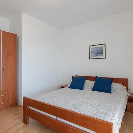 With A Parking Space Mandre, Pag - 18748 Apartament Kolan