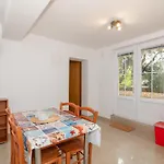 With Parking Space Mandre, Pag - 18748 Appartement *