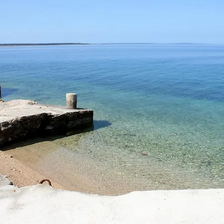 Apartment With A Parking Space Mandre, Pag - 18748