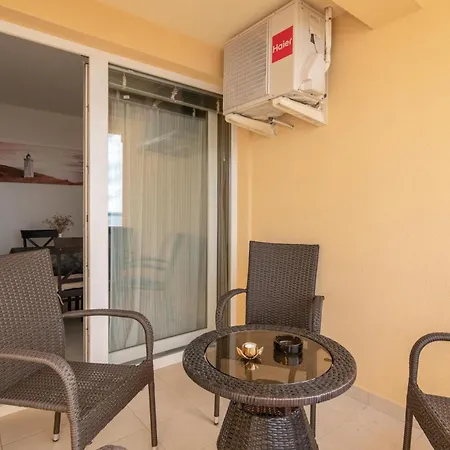 With A Parking Space Mandre, Pag - 18748 Apartment *