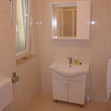 With Parking Space Mandre, Pag - 18748 *